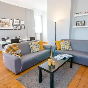stylish-modern-just-renovated-large-apartment.it-tuscanyhotel.com/