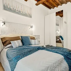 https://alby-express-rooms.hotelitalianriviera.com