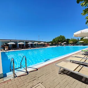 residence-long-beach-village.emilia-romagnahotels.net/
